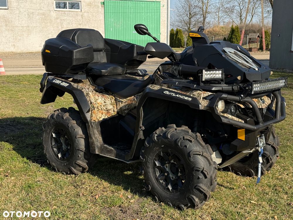 Can-Am Outlander - 2