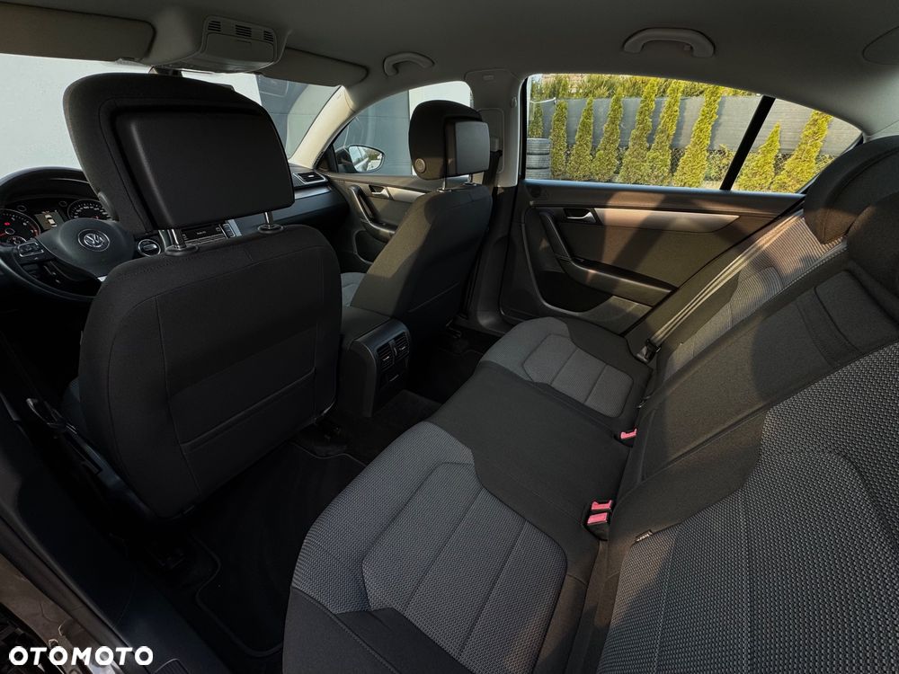 Volkswagen Passat 1.8 TSI DSG Comfortline - 35