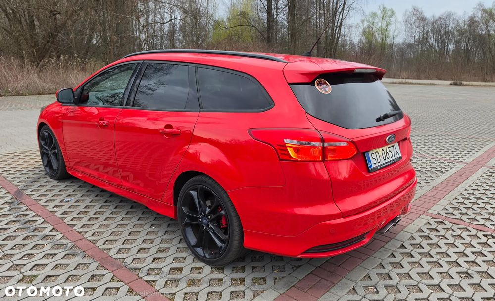 Ford Focus 2.0 TDCi ST - 11