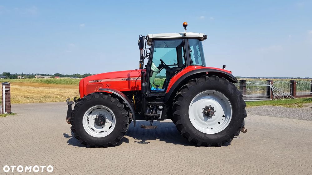 Massey Ferguson 8220 Xtra 2003R - 15