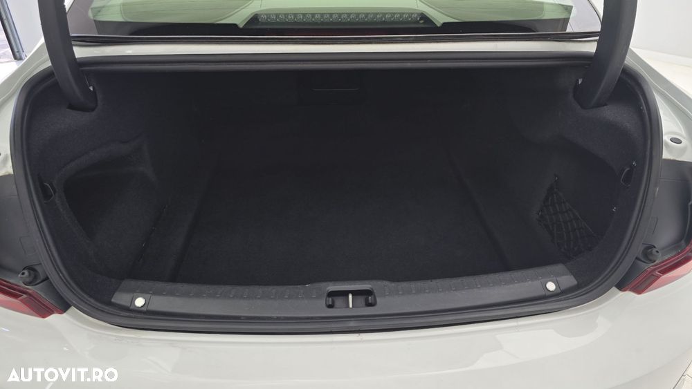 Volvo S90 D5 AWD Inscription - 25