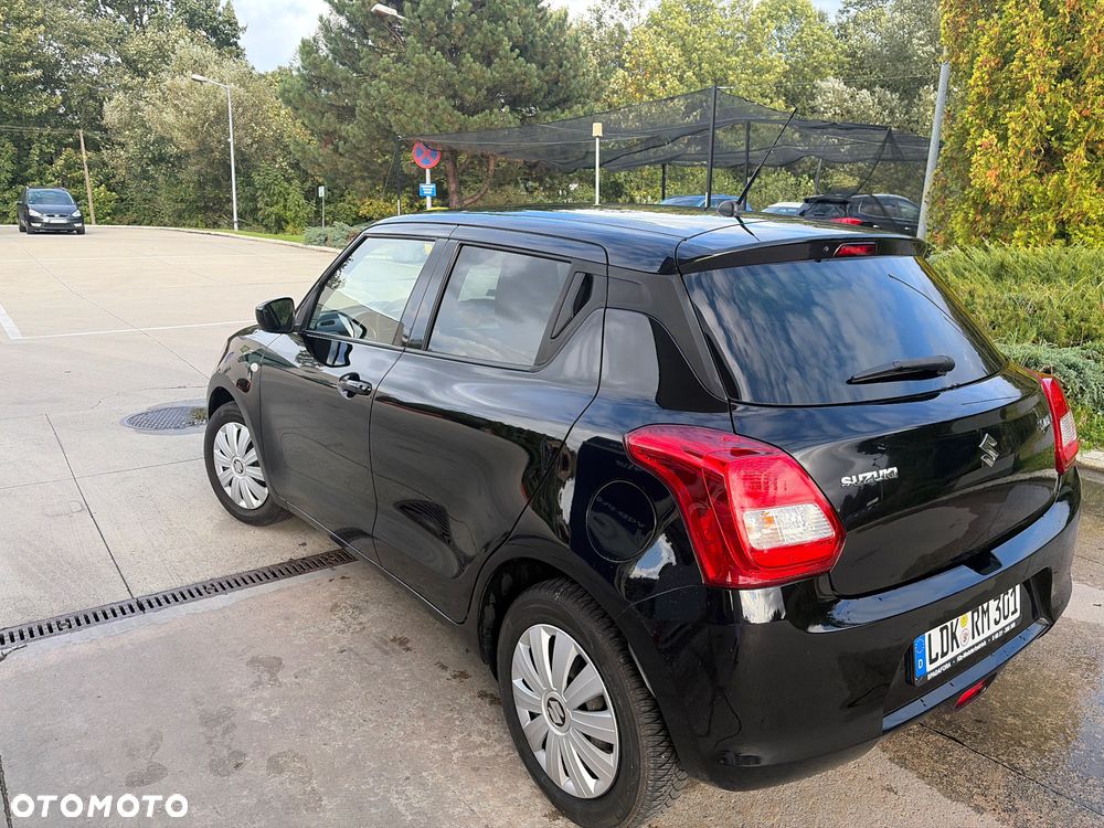 Suzuki Swift 1.2 Dualjet Allgrip Comfort - 3