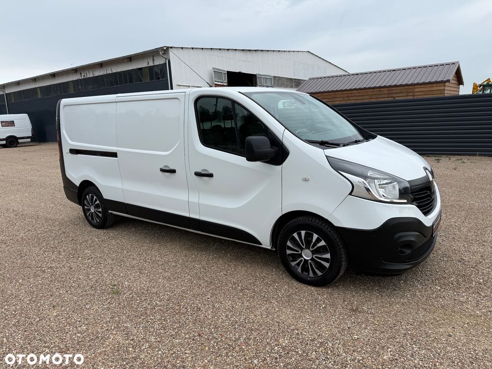 Renault Trafic - 13
