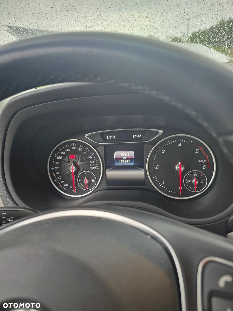 Mercedes-Benz Klasa B 180 d Edition - 8