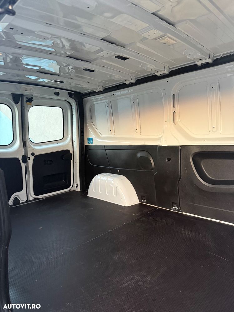 Opel Vivaro 1.6 TwinTurbo CDTI Crew Van L2H1 2.9 t Start/Stop - 20