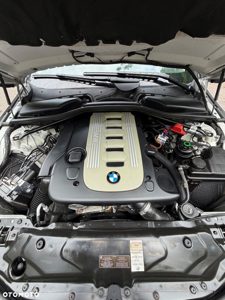 BMW Seria 5 530d xDrive - 8