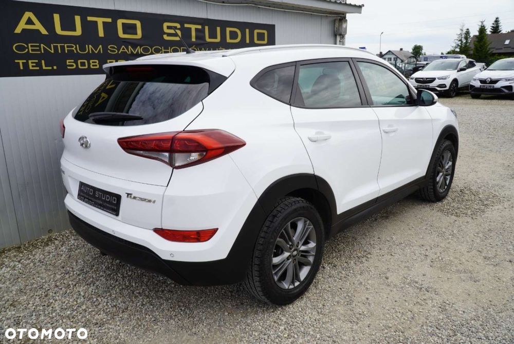 Hyundai Tucson 1.7 CRDI BlueDrive Comfort 2WD - 38