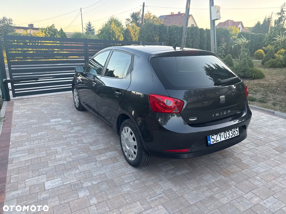 Seat Ibiza 1.4 16V Passion - 11