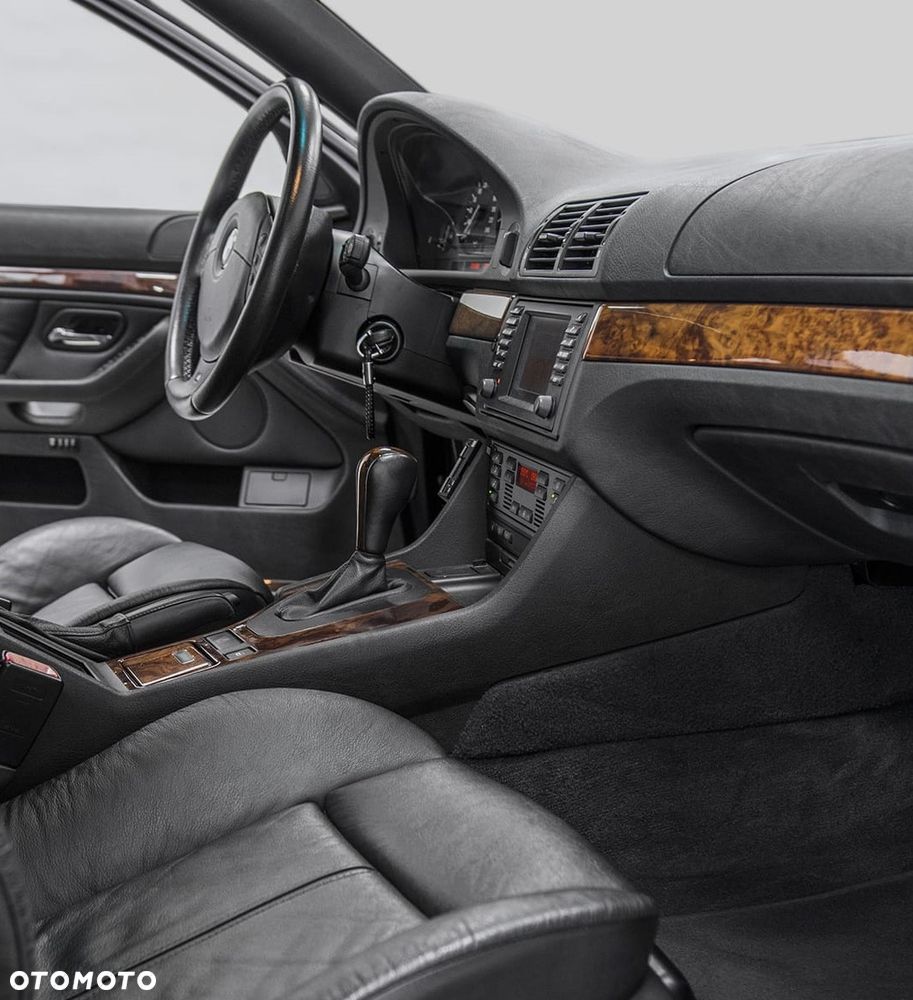 BMW Seria 5 - 9