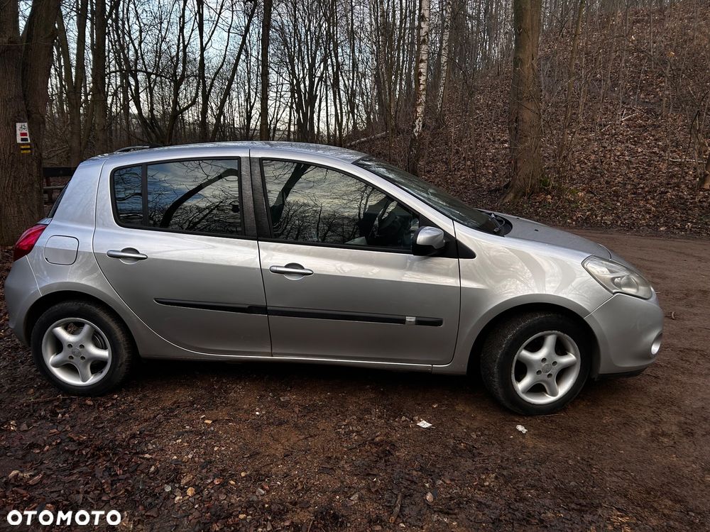Renault Clio 1.2 16V Dynamique - 4