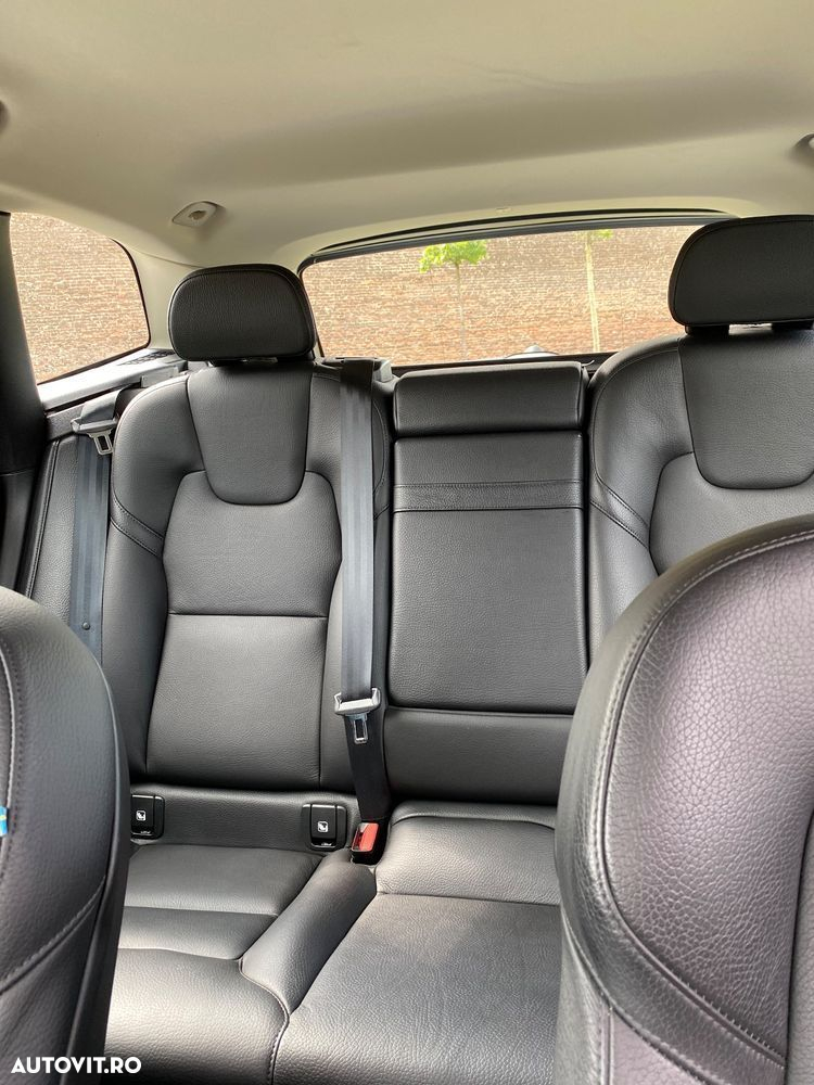 Volvo XC 60 D4 AWD Geartronic Inscription - 20