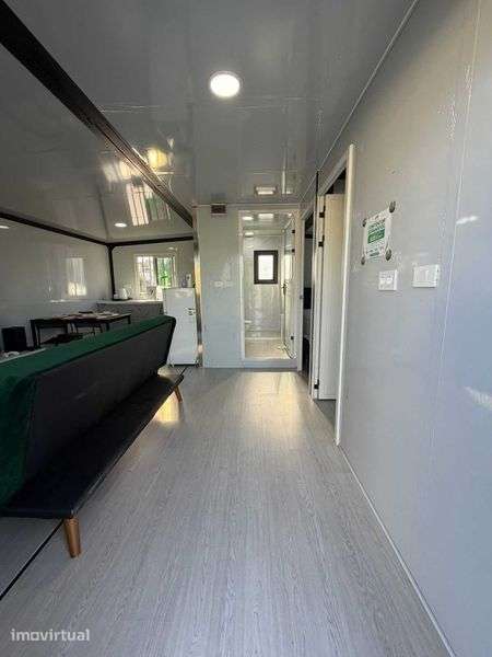 Linda casa expansiva nova pronta a habitar - Grande imagem: 2/11