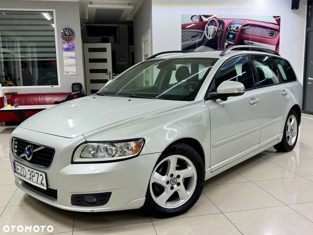 Volvo V50 DPF DRIVe Kinetic - 1