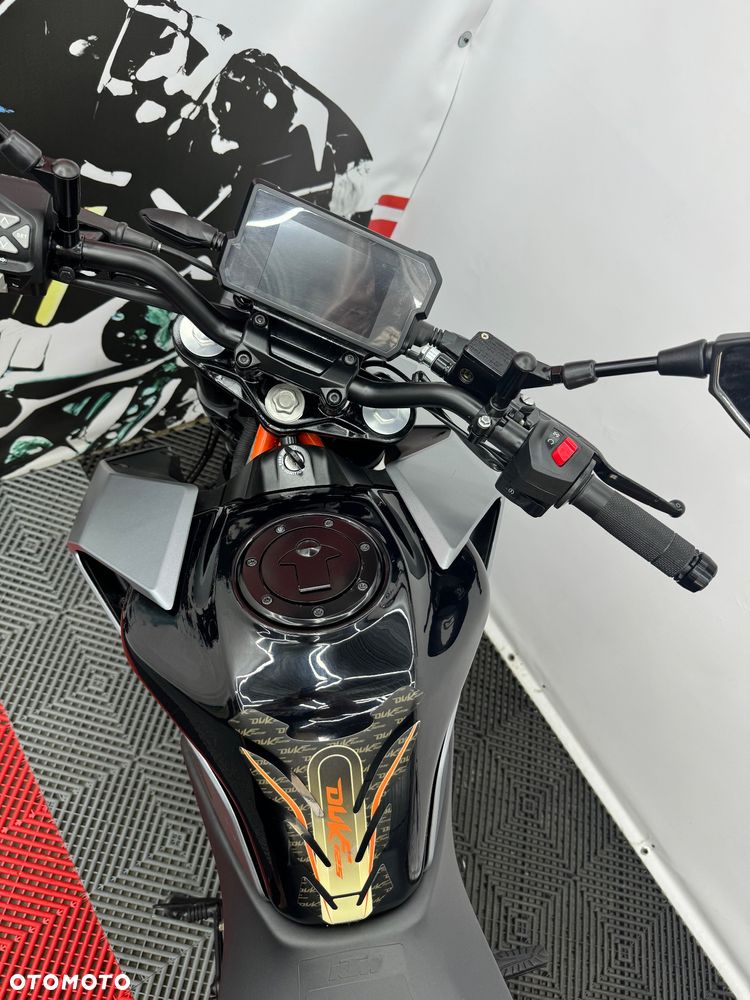 KTM Duke - 33