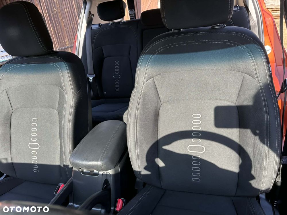 Kia Sportage 1.7 CRDI XL 2WD - 14