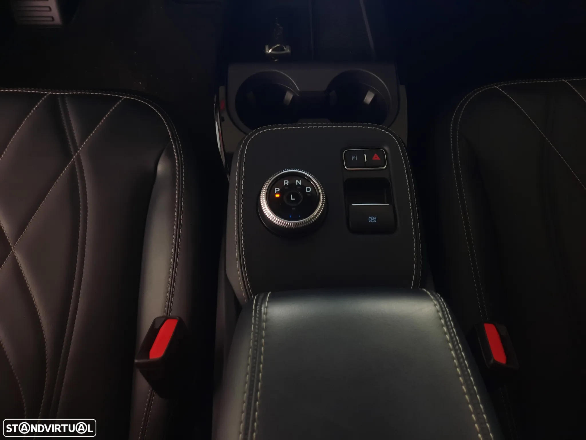 Ford Mustang Mach-E 98.7 kWh Premium - 36