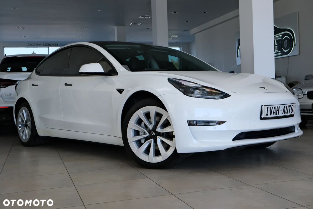 Tesla Model 3 2021 photo 2