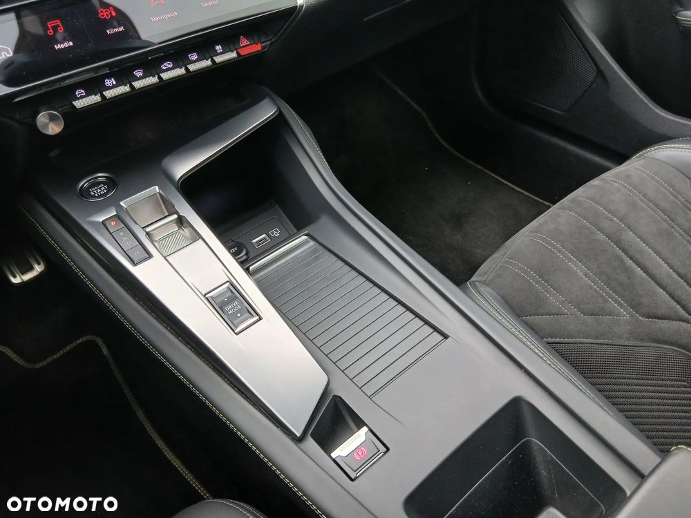Peugeot 308 1.2 PureTech GT S&S EAT8 - 10