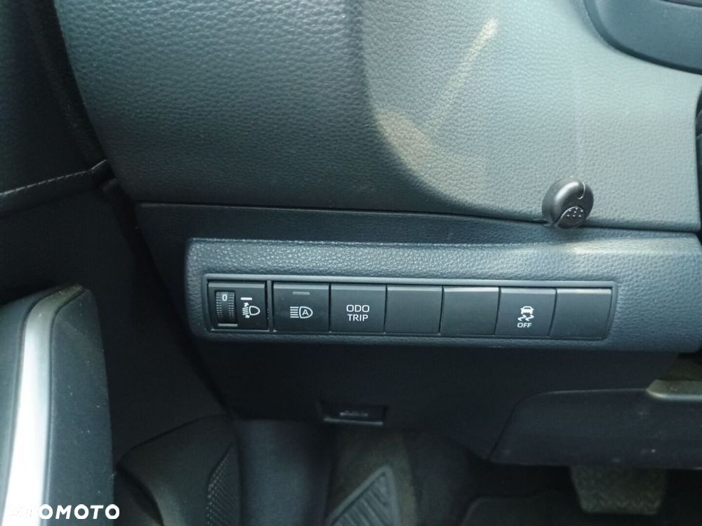 Toyota Corolla 1.8 Hybrid Comfort - 22
