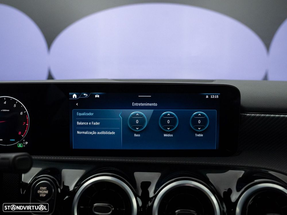 Mercedes-Benz A 200 Standard - 38