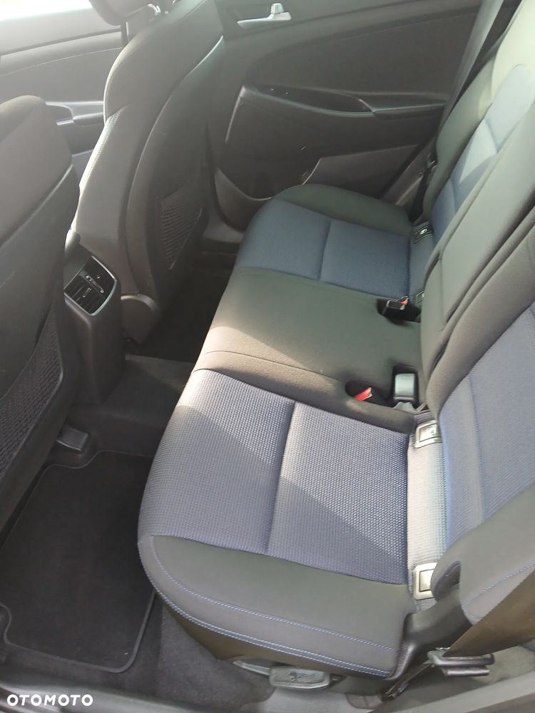 Hyundai Tucson blue 1.7 CRDi 2WD Passion - 18