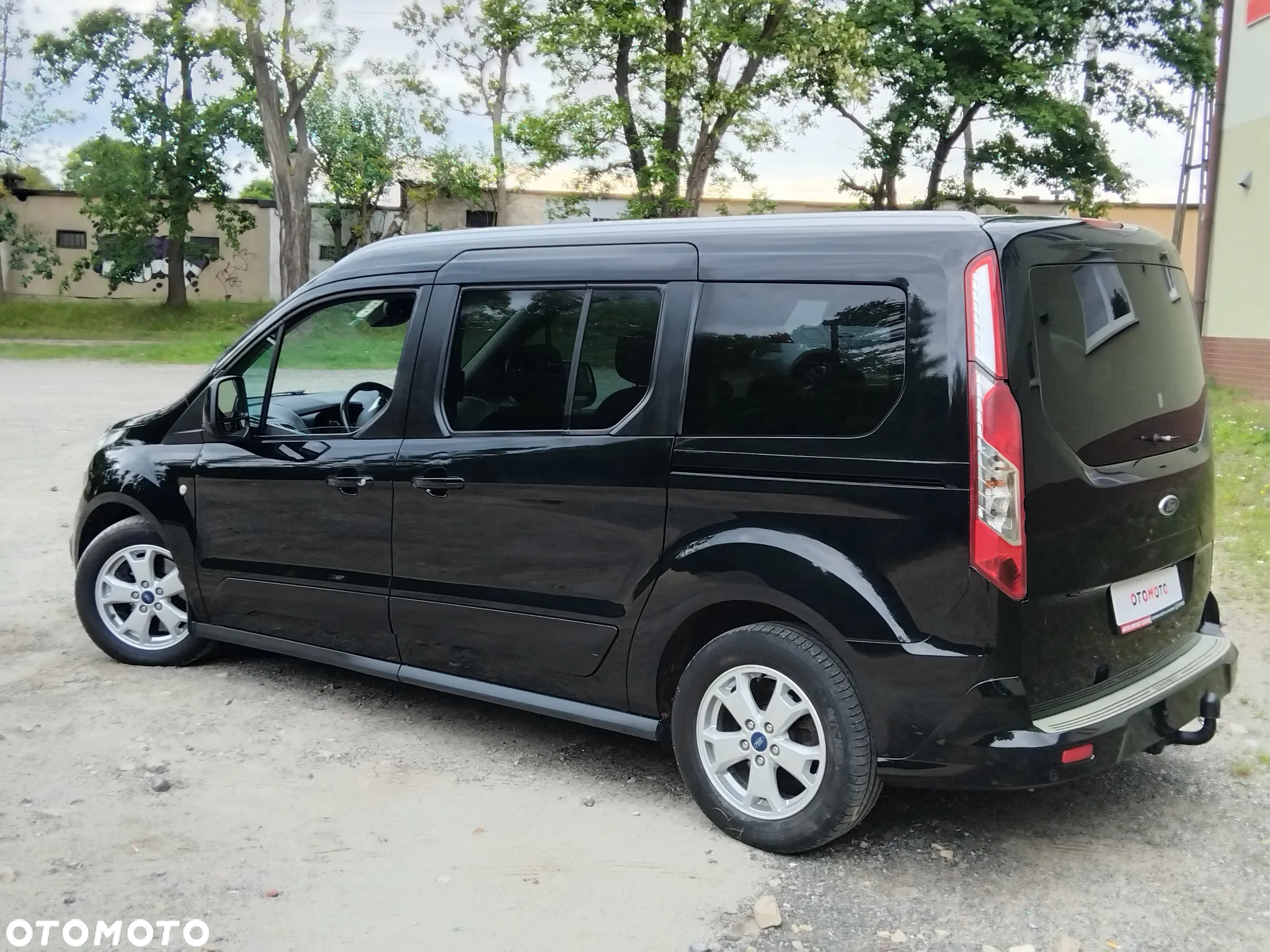Ford Tourneo Connect 1.5 TDCi Start-Stop Titanium - 19