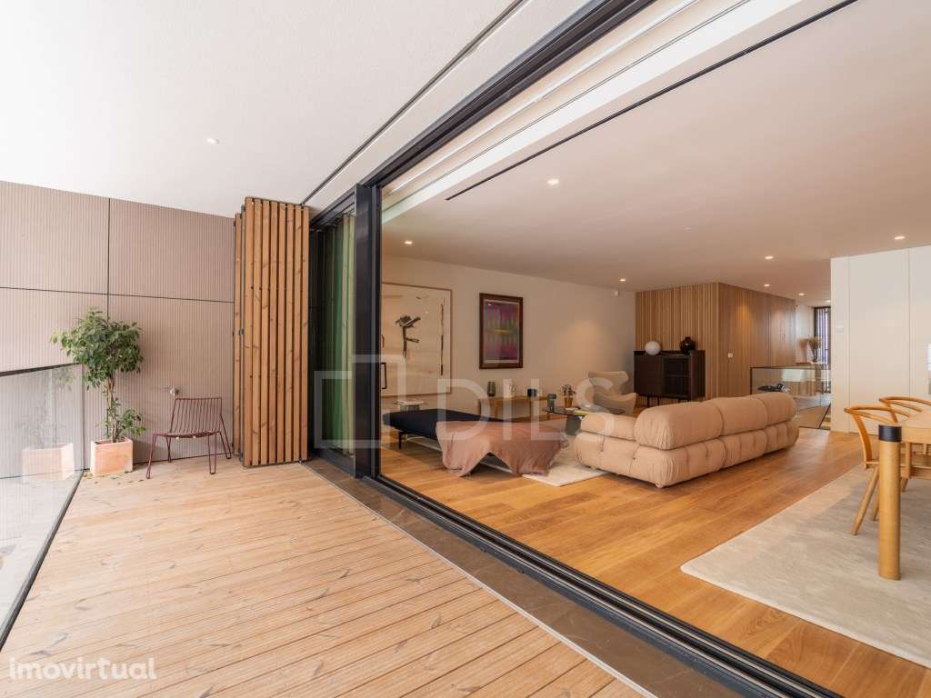 Apartamento T4 duplex com jardim, piscina e box 4 viaturas - Grande imagem: 4/120