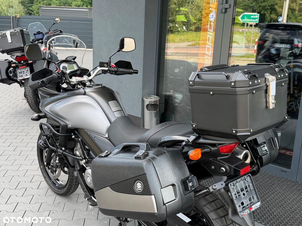 Suzuki V-STROM - 32