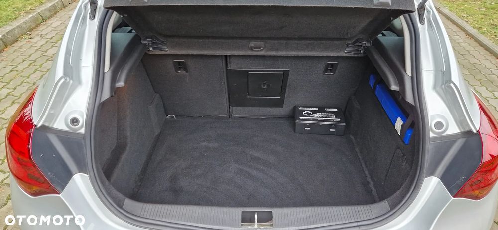 Opel Astra 1.4 Turbo Exklusiv - 18