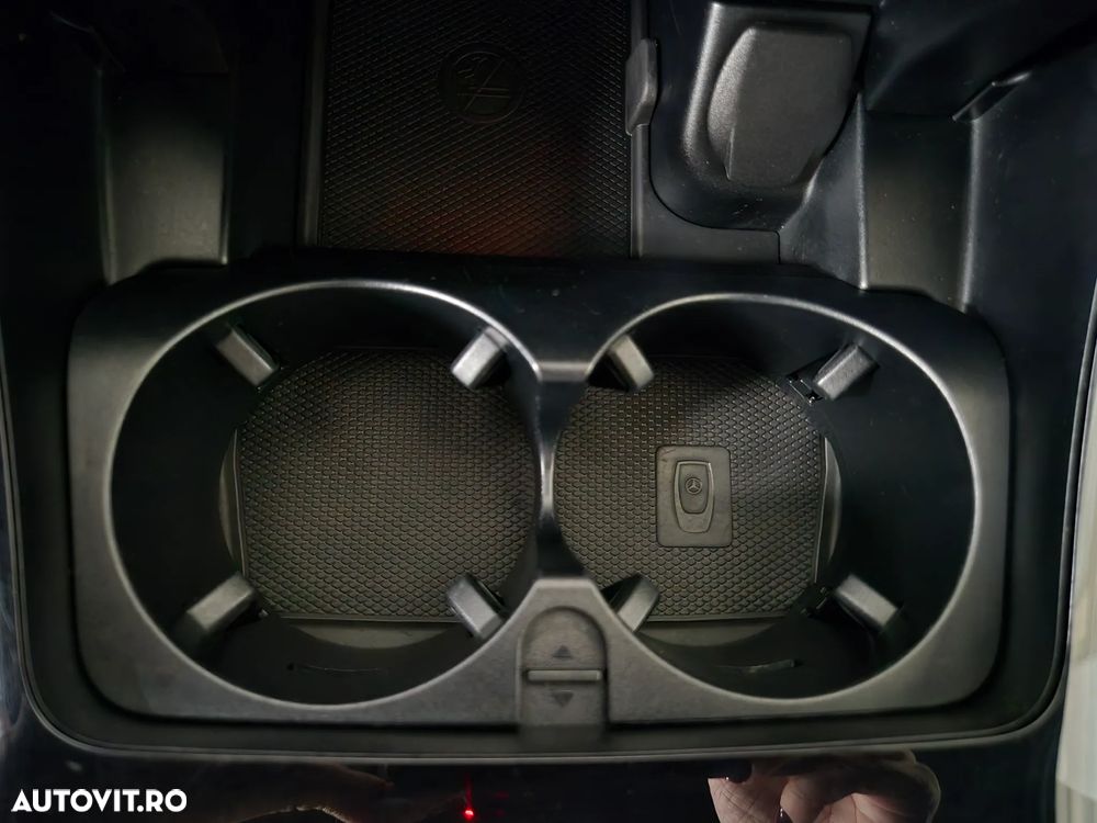Mercedes-Benz EQC 400 4Matic - 24