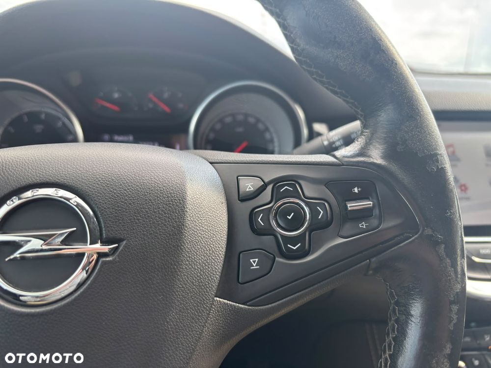 Opel Astra 1.4 T Elite S&S - 27