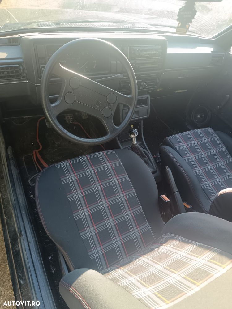 Volkswagen Golf CL - 5