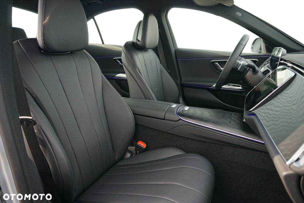 Mercedes-Benz Klasa E 220 d mHEV 4-Matic Avantgarde 9G-Tronic - 9