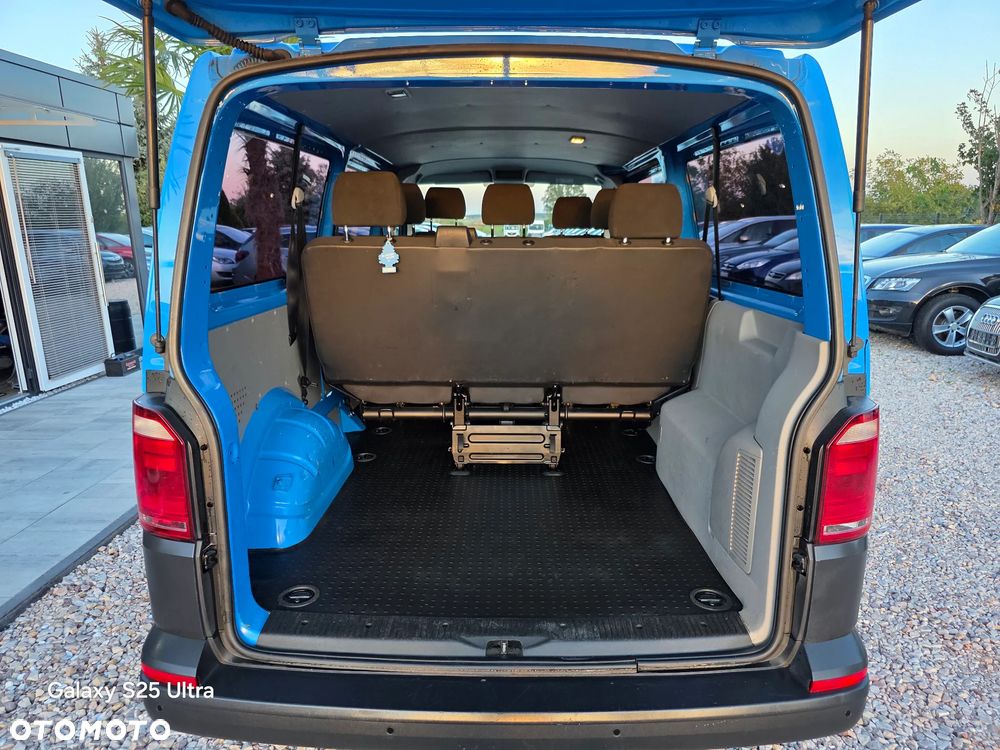 Volkswagen Transporter - 40