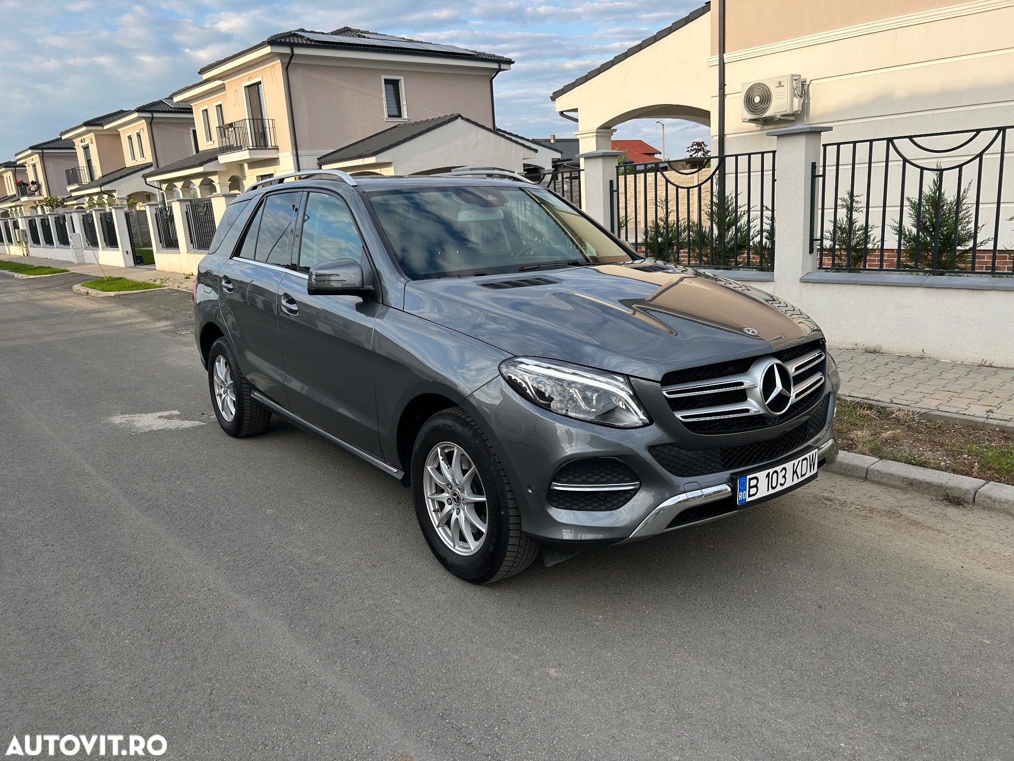 Mercedes-Benz GLE 350 d 4MATIC - 6