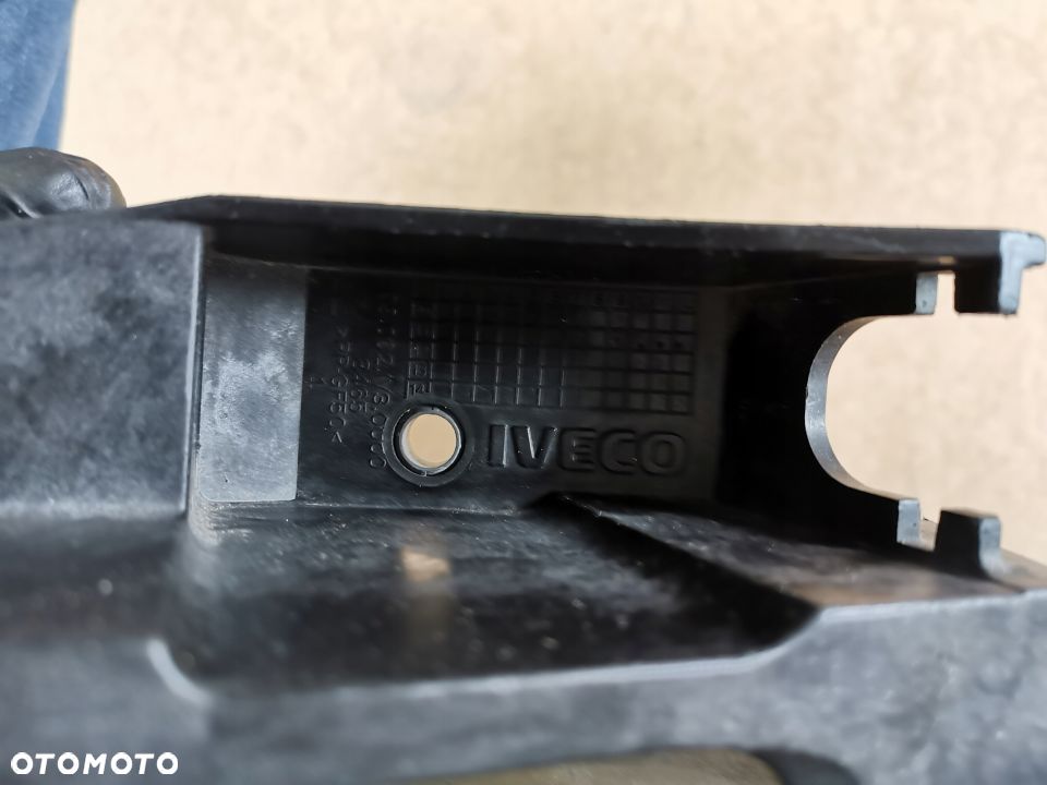 LEWAREK BIEGÓW WYBIERAK IVECO DAILY 5B. - 2