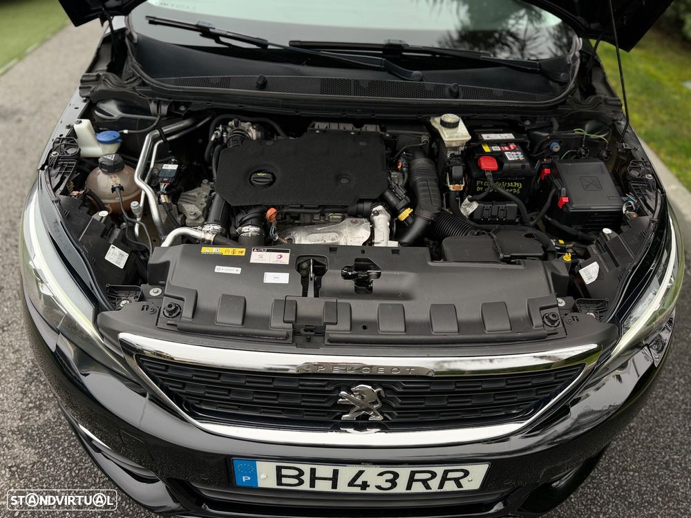Peugeot 308 SW BlueHDi 130 EAT8 Style - 24