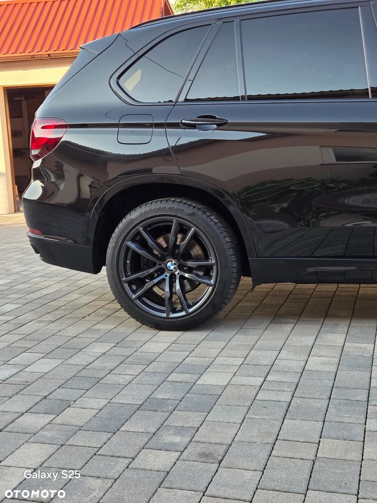 BMW X5 xDrive40d - 11