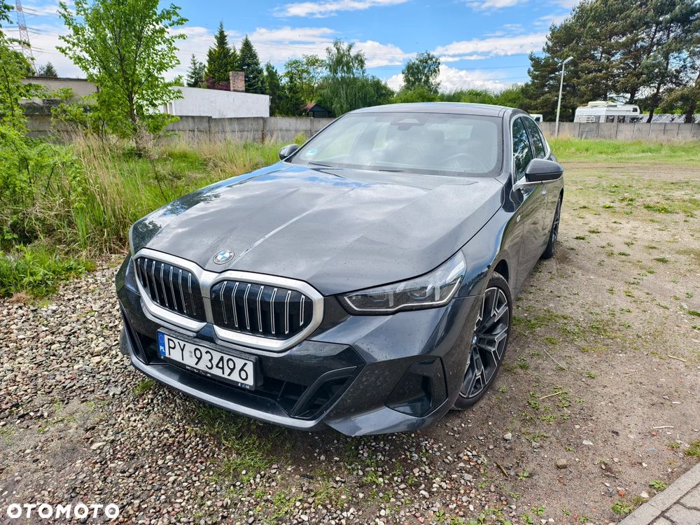 BMW Seria 5 520d xDrive mHEV M Sport - 1
