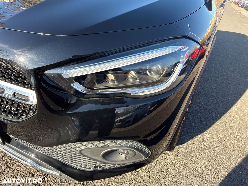 Mercedes-Benz GLA 200 7G-DCT Progressive - 19