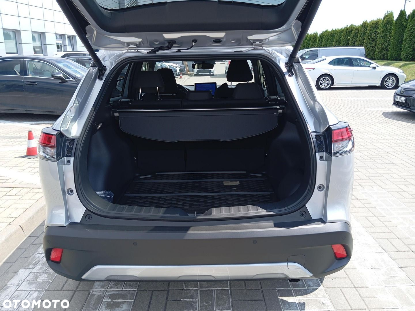 Toyota Corolla Cross - 16