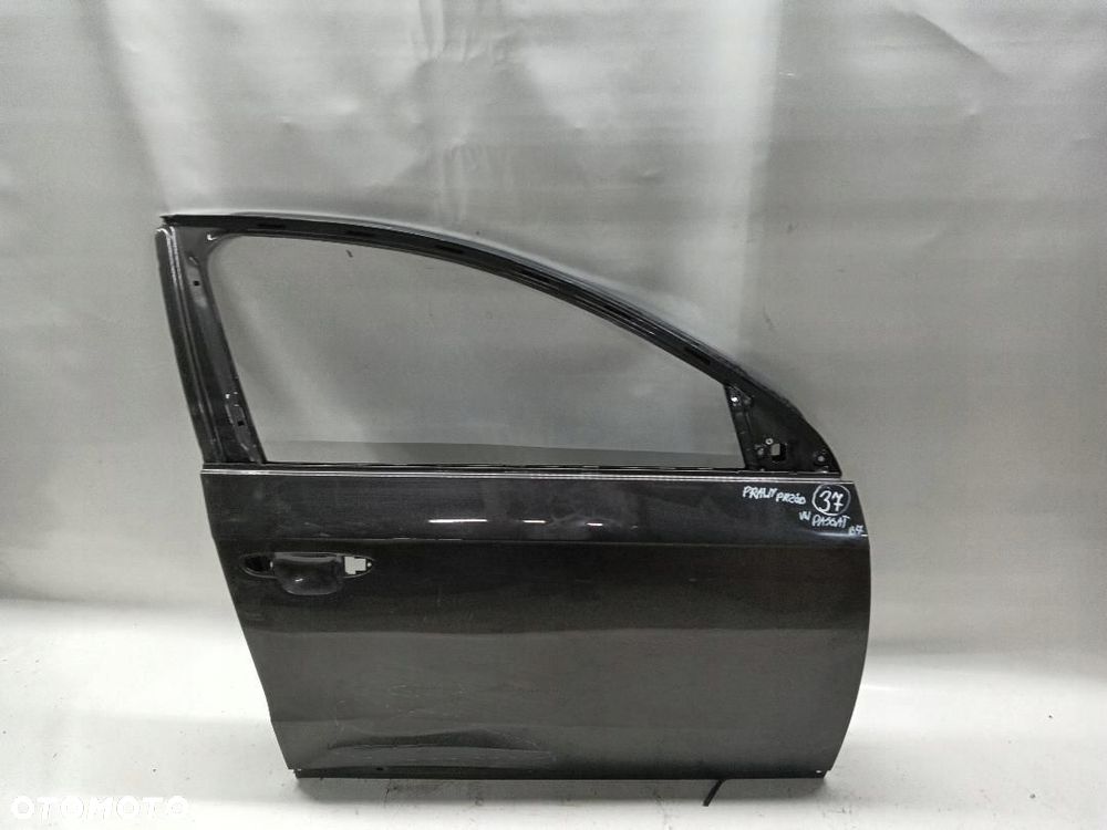 DRZWI PRZÓD PRZEDNIE PRAWE VW PASSAT B7 3AA831312 - 2