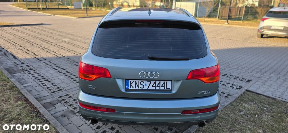 Audi Q7 - 13