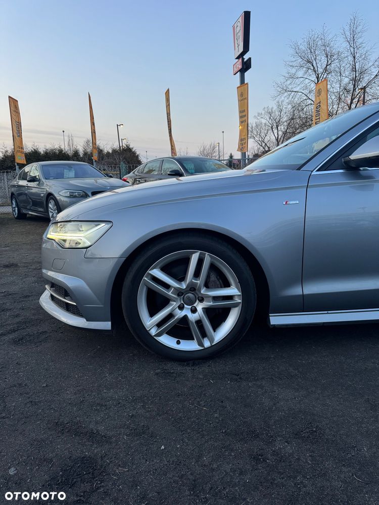 Audi A6 Avant 3.0 TDI quattro S tronic - 13
