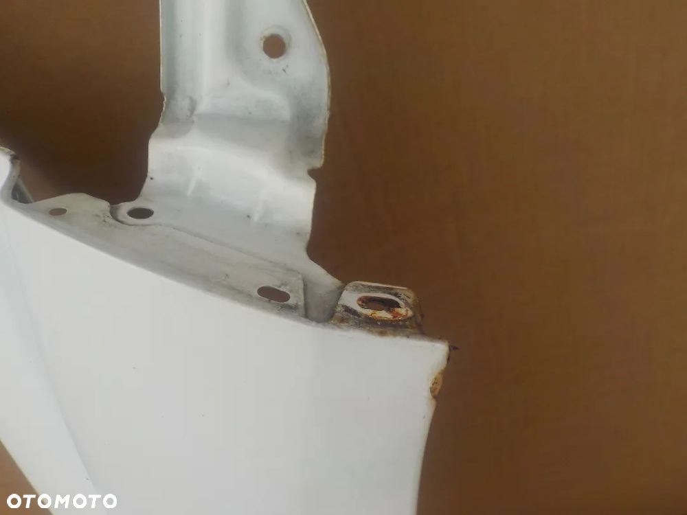 NISSAN PATHFINDER R51 BŁOTNIK PRAWY PRZÓD 326 - 3