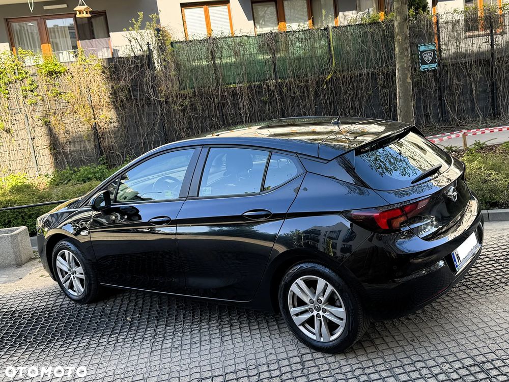 Opel Astra 1.2 T Edition S&S - 28