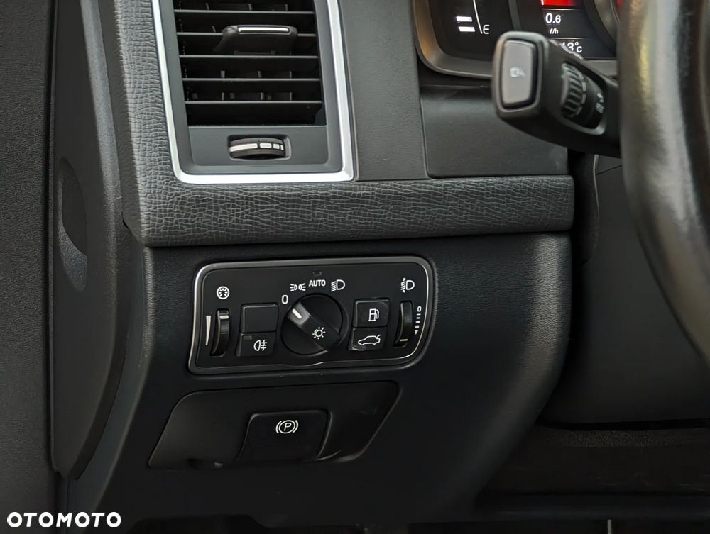 Volvo XC 60 D3 Momentum - 21