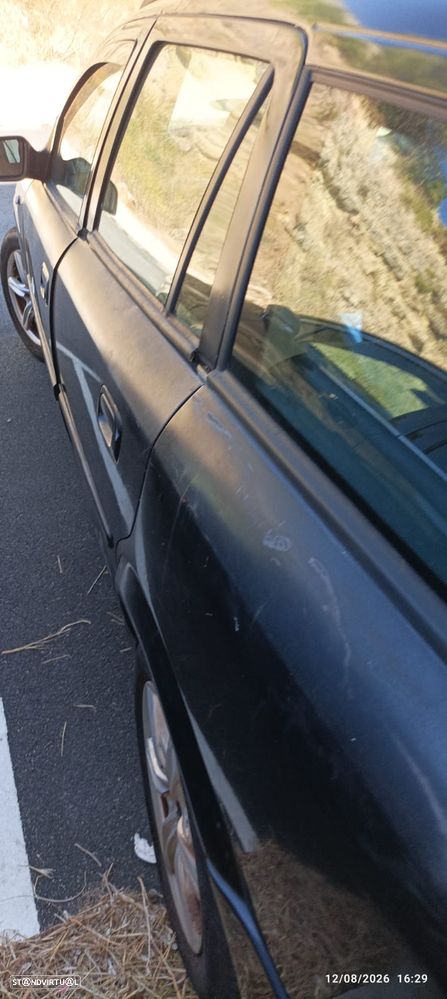 Opel Astra Caravan - 5