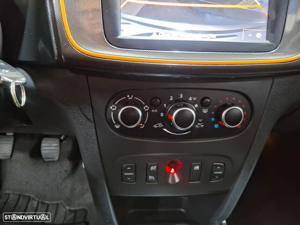 Dacia Sandero 0.9 TCe Stepway - 16