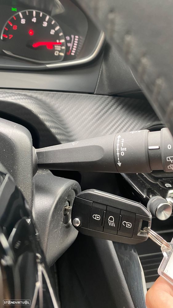 Peugeot 208 1.2 PureTech Active - 29